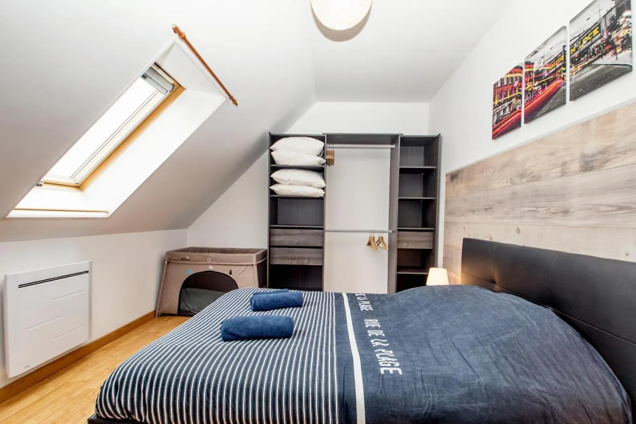 L'Albizia … Maison Familiale Proche Des Plages Plougoulm 0*,  France
