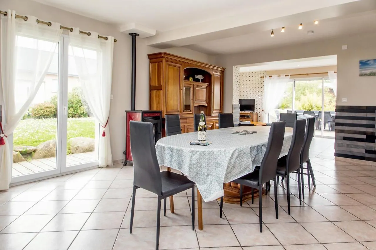 Holiday home L'Albizia … Maison Familiale Proche Des Plages Plougoulm