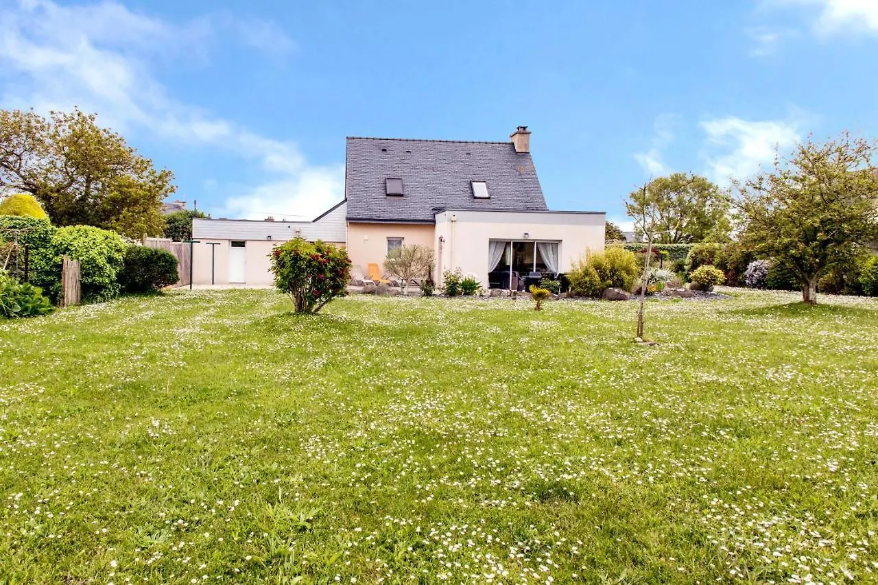 L'Albizia … Maison Familiale Proche Des Plages Plougoulm Holiday home